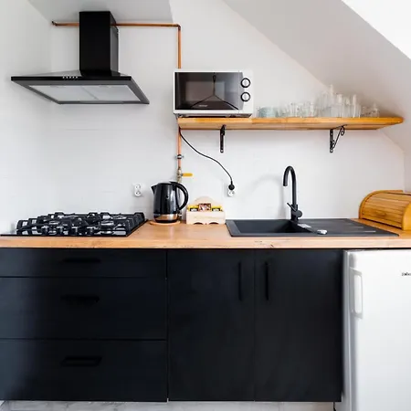 Z Balkonami, Spokojna Okolica Apartment *