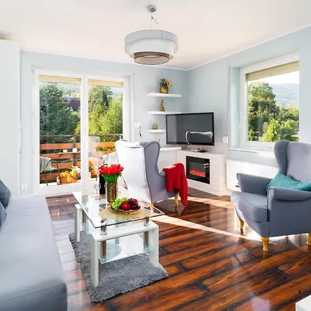 Z Balkonami, Spokojna Okolica *